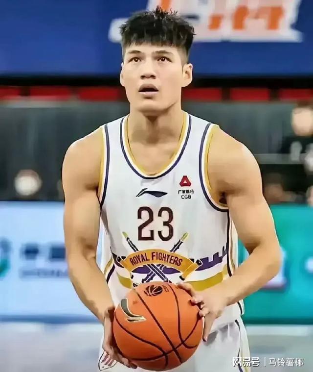 包含广东队青训体系持续优化，培养多位潜力新星的词条